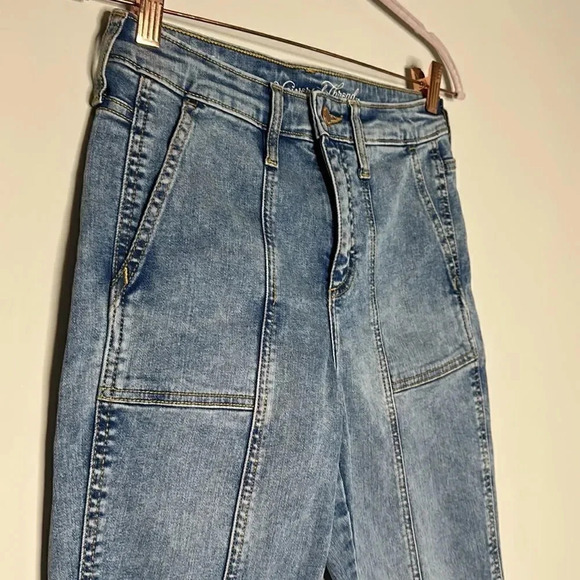 Universal Thread Blue Denim Jeans - Picture 6 of 8